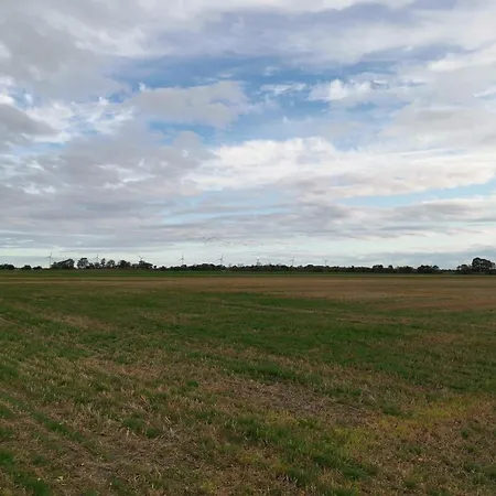 Дом отдыха Quality Family Retreat - By Traum *