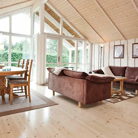 Three-bedroom In Rodby 38 *