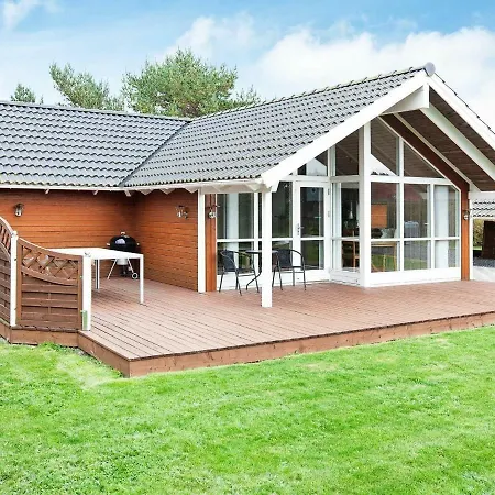 Three-bedroom In Rodby 38 Holiday home *
