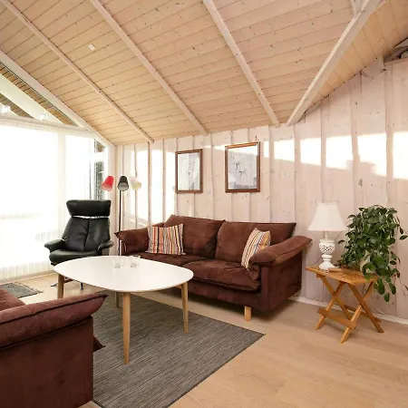 Three-bedroom In Rodby 38