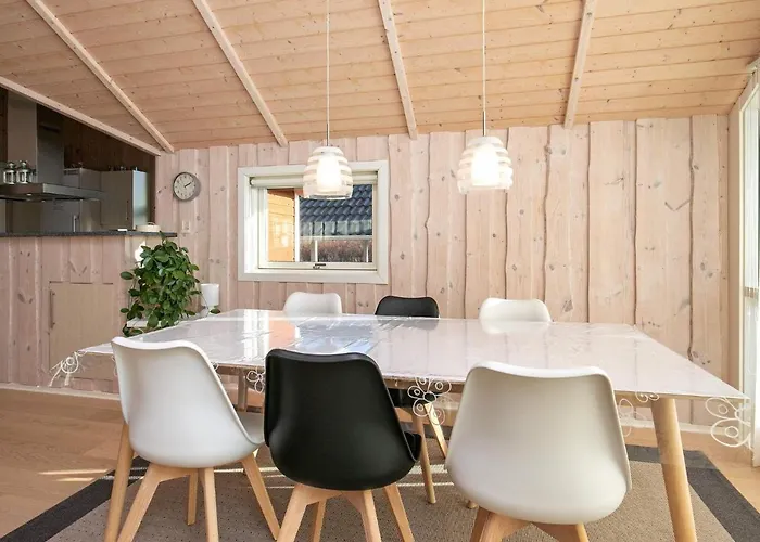 Semesterbostad Quality Family Retreat - By Traum