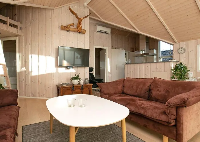 Quality Family Retreat - By Traum Semesterbostad Kramnitse